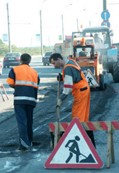 Предложено увеличить финансирование ремонта внутриквартальных дорог и тротуаров
